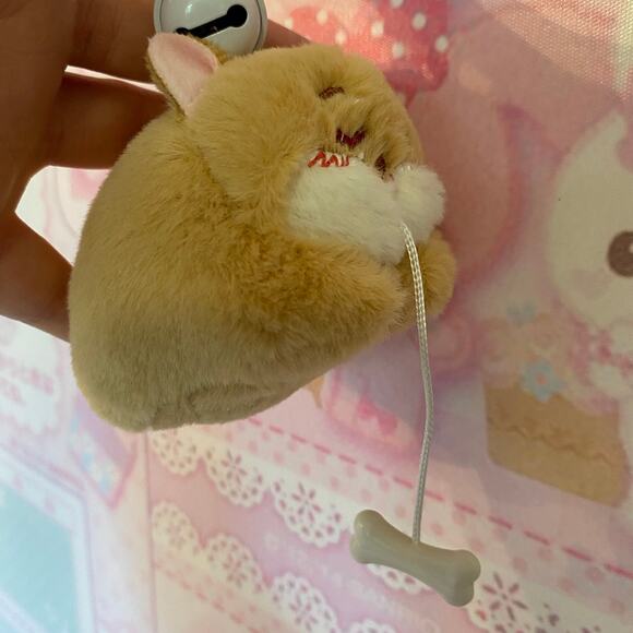 Shibu Inu Puppy Bone Interactive Keychain - Picture 3 of 4